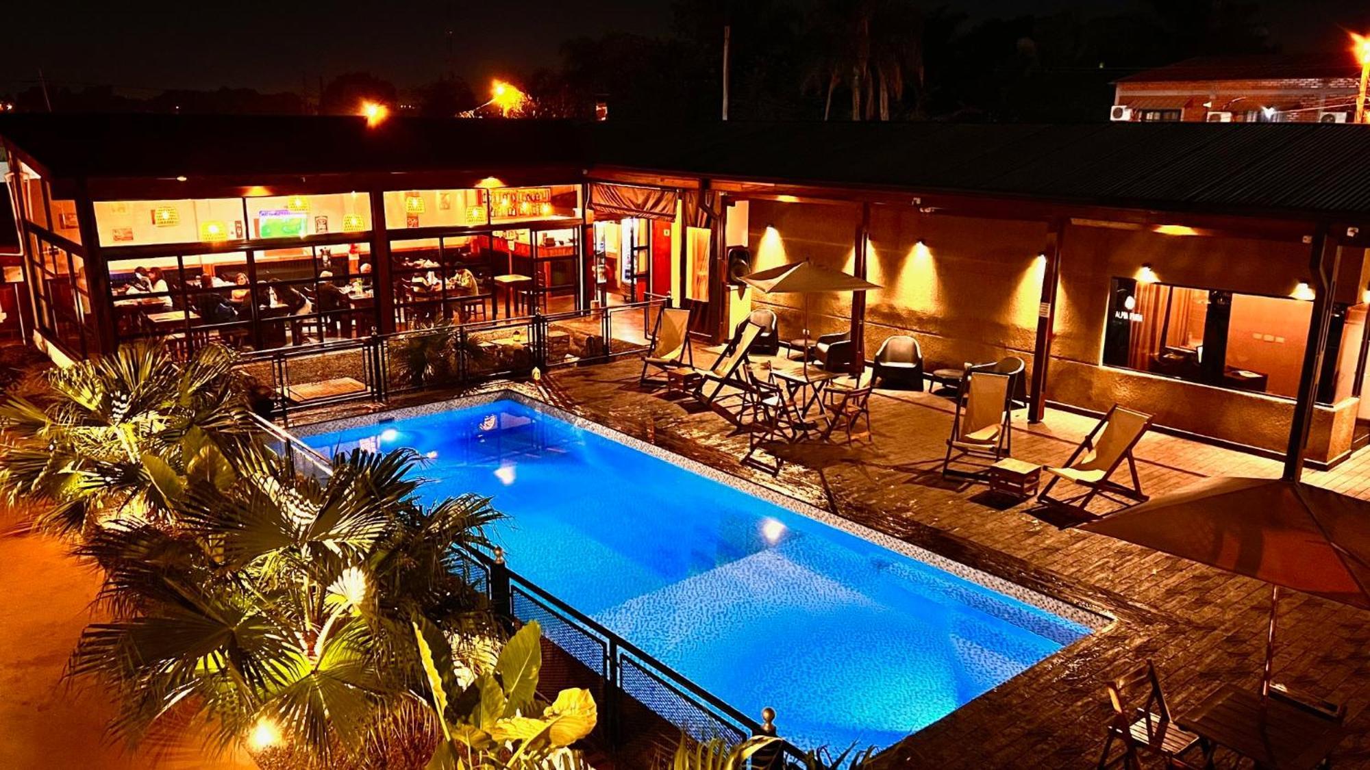 Alma Pura Hotel Puerto Iguazú Exteriör bild